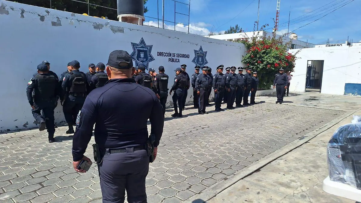 POLICIAS TEHUACAN 01 Juan Ambrocio